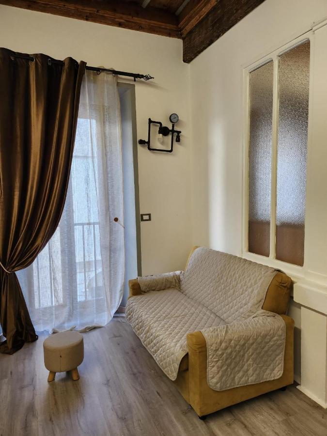Mansarde & Suite Maison 1706 Lago Orta Borgomanero Eksteriør billede