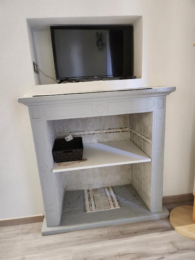 Mansarde & Suite Maison 1706 Lago Orta Borgomanero Eksteriør billede