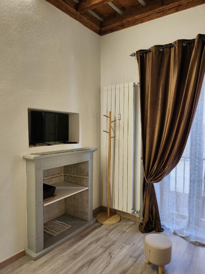 Mansarde & Suite Maison 1706 Lago Orta Borgomanero Eksteriør billede