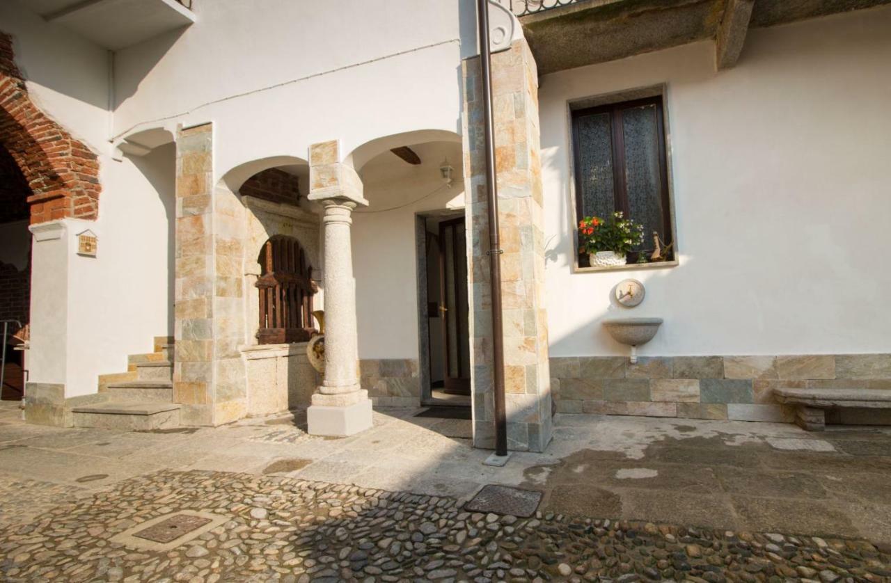 Mansarde & Suite Maison 1706 Lago Orta Borgomanero Eksteriør billede
