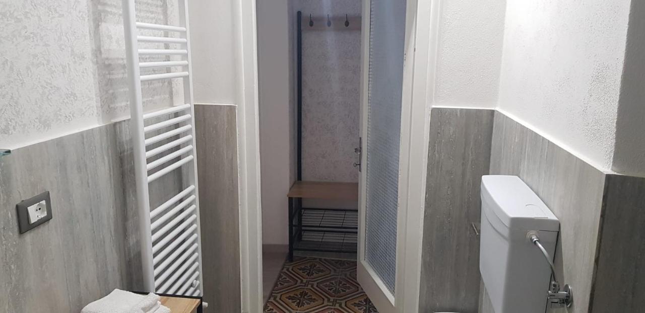 Mansarde & Suite Maison 1706 Lago Orta Borgomanero Eksteriør billede