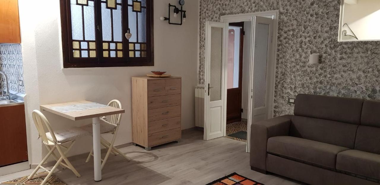 Mansarde & Suite Maison 1706 Lago Orta Borgomanero Eksteriør billede